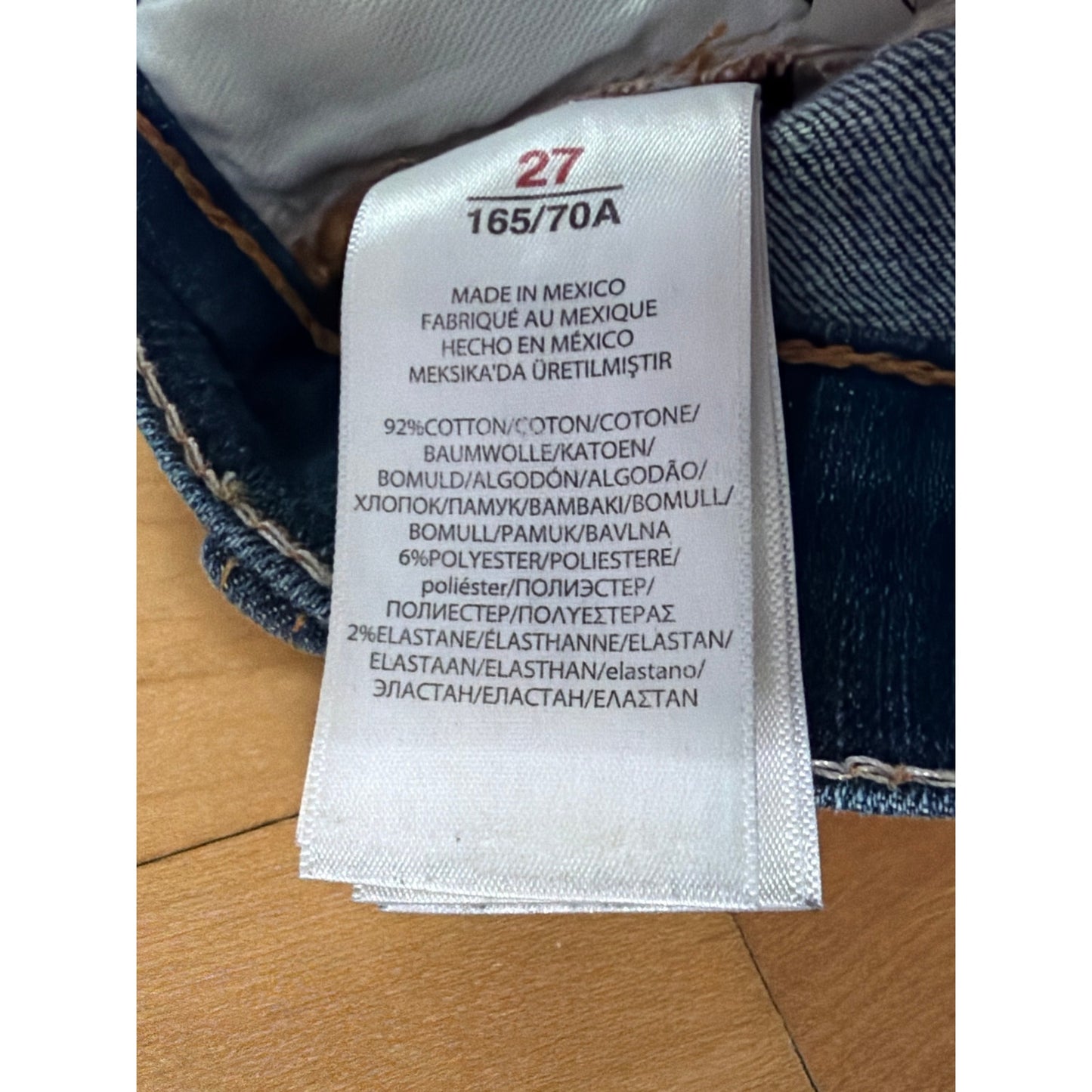 Polo Ralph Lauren Size 27  Tompkins Skinny Crop Low Rise Ripped Skinny   Jeans