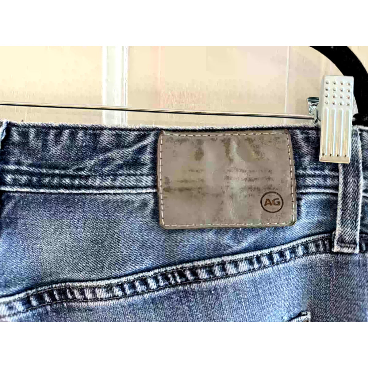 AG Everett Men's Slim Straight Blue Jean  Size 32, Inseam 29