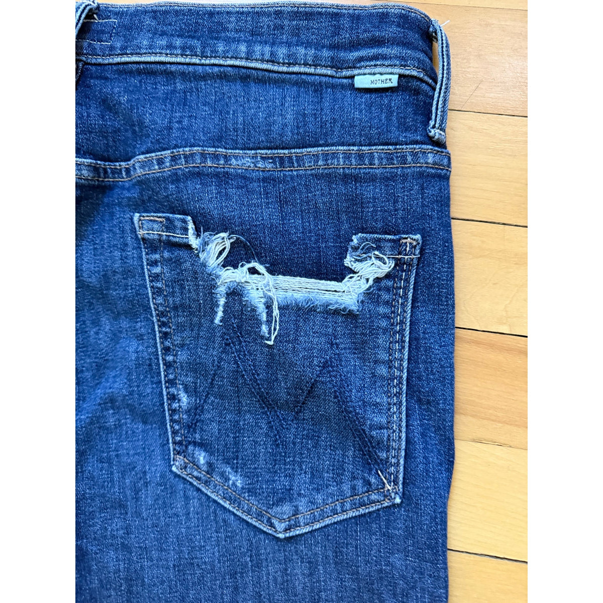 MOTHER The Insider Crop Step Fray Jeans Size 32 | Reckless On A Shiny White Vespa