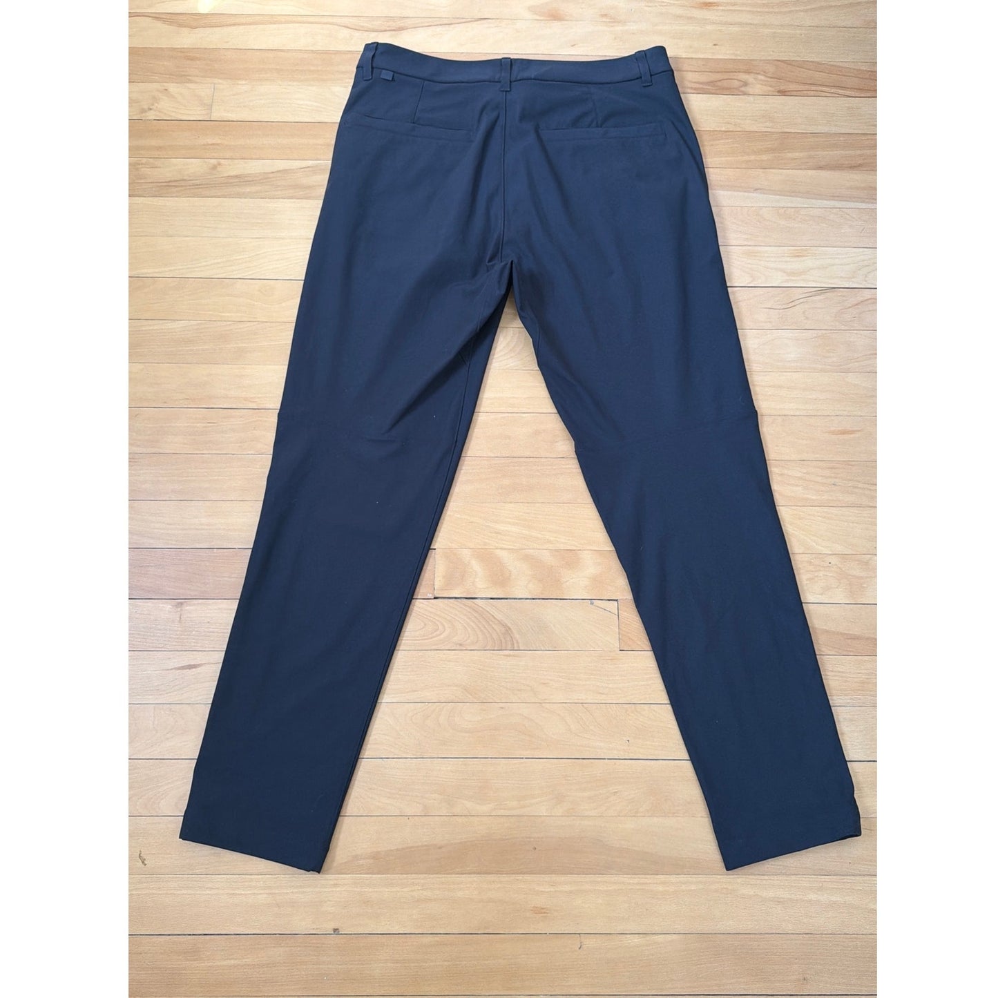 Lululemon Size 32 Slim Fit Black Trousers