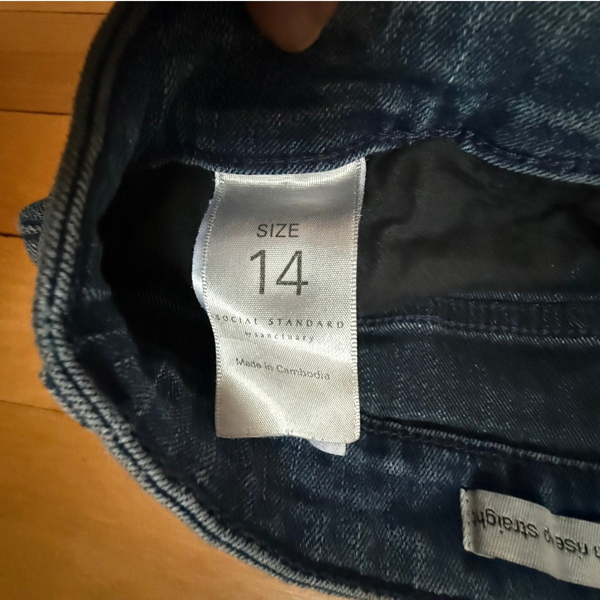 Social Standard by Sanctuary High Rise Crop Straight Jeans 14 Blue EUC