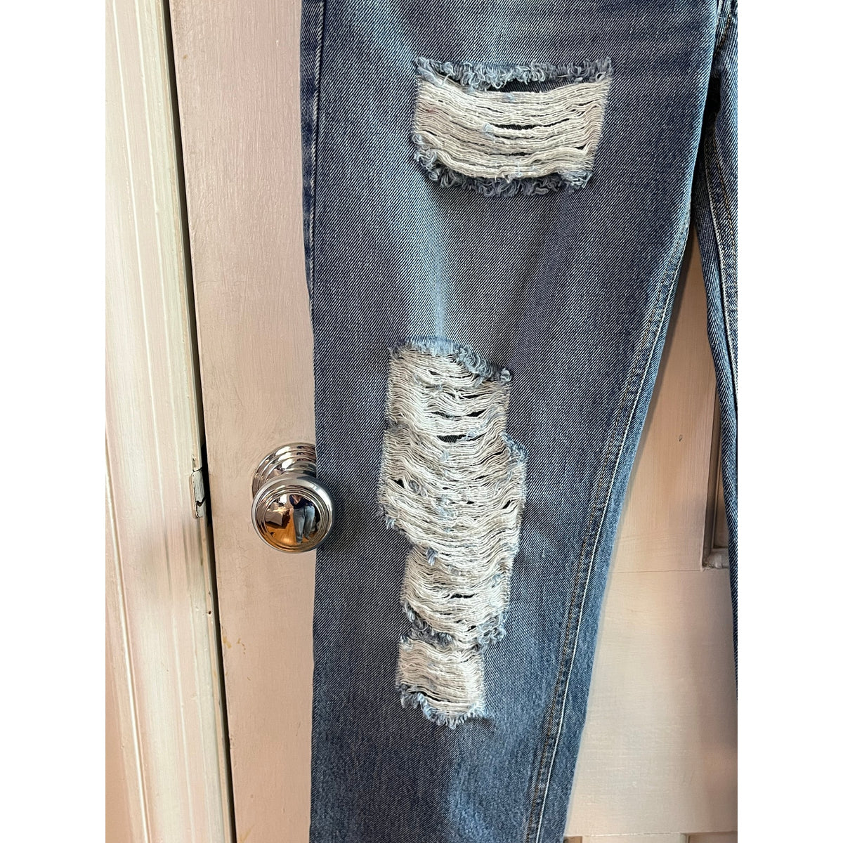 🗽 NWT Retrofete Maggie Super Distressed Jeans IT 24, US 27