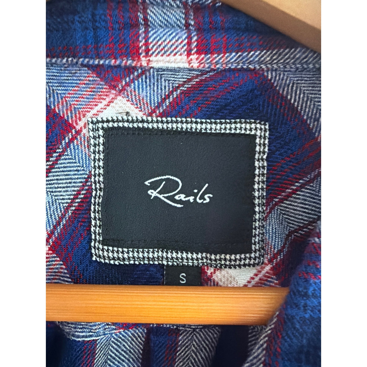 Rails Hunter Blue Red Plaid Rayon Long Sleeve Button Down Shirt Small