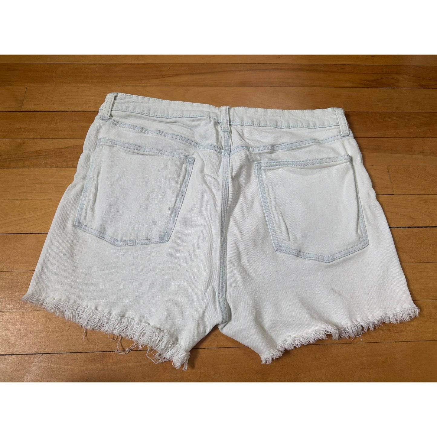 OAT size 31 Distressed Hem High Rise White Shorts