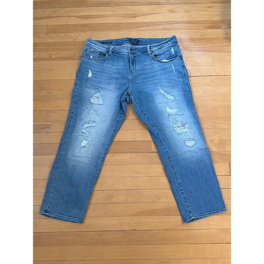 Lucky Brand Size 18W Reese Boyfreinds Blue Ripped Jean