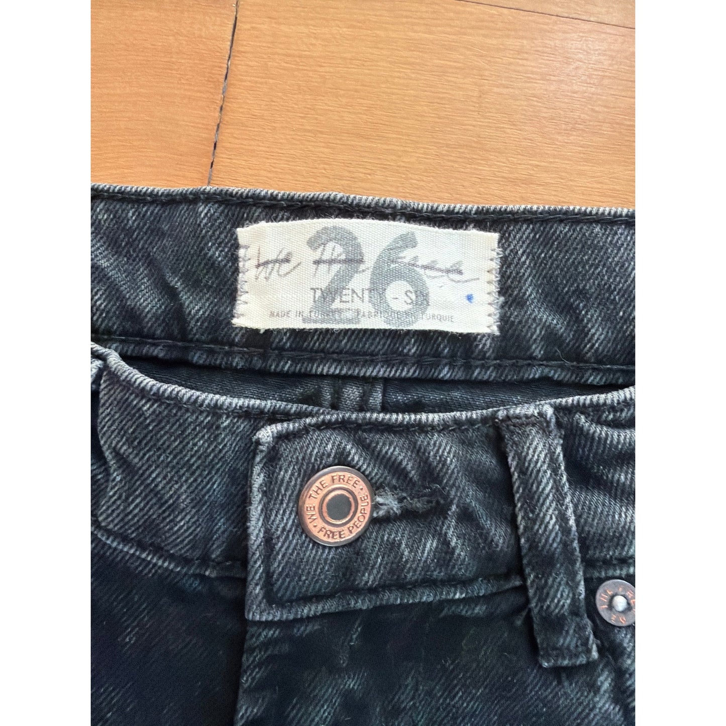 We The Free Size 26 Mid Rise Straight Leg Distressed Black Faded Jeans