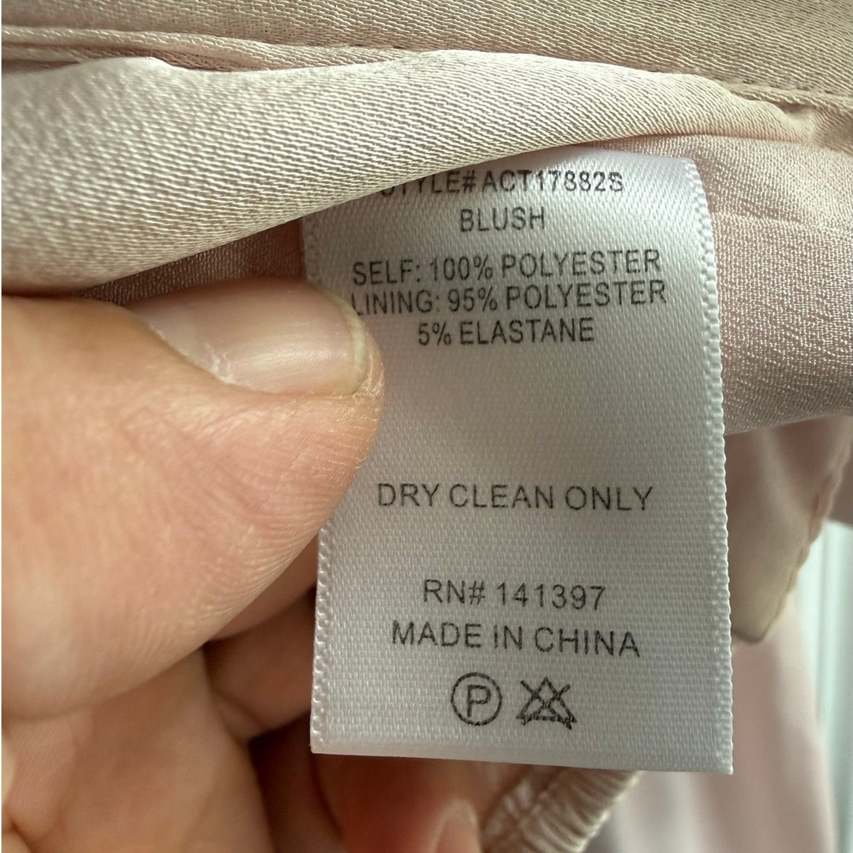 ASTR The Label Blush Pink Sleeveless Blouse Size Large EUC