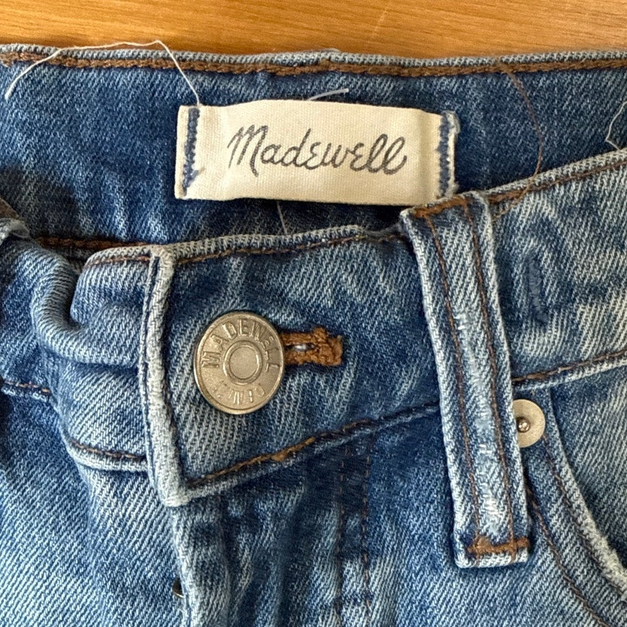 Madewell Size 26 " The Perfect Vintage Jean" Light Wash High Rise Distressed Jean