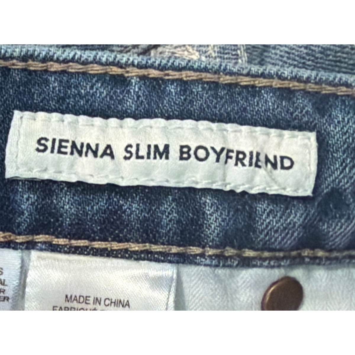 Lucky Brand Size 0/25 Sienna Slim Boyfriend Flower Embroidered Light Wash Jeans