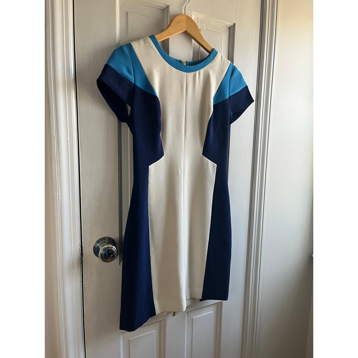 Club Monaco Colorblock Sheath Dress 👗 Blue White Navy Size 4