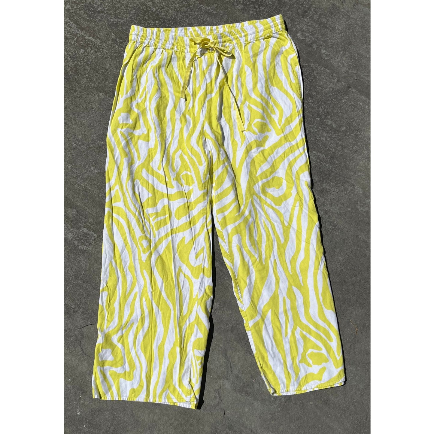 🦓 By Anthropologie Yellow Zebra Print Wide-Leg Pull-On Pants Large 🦓