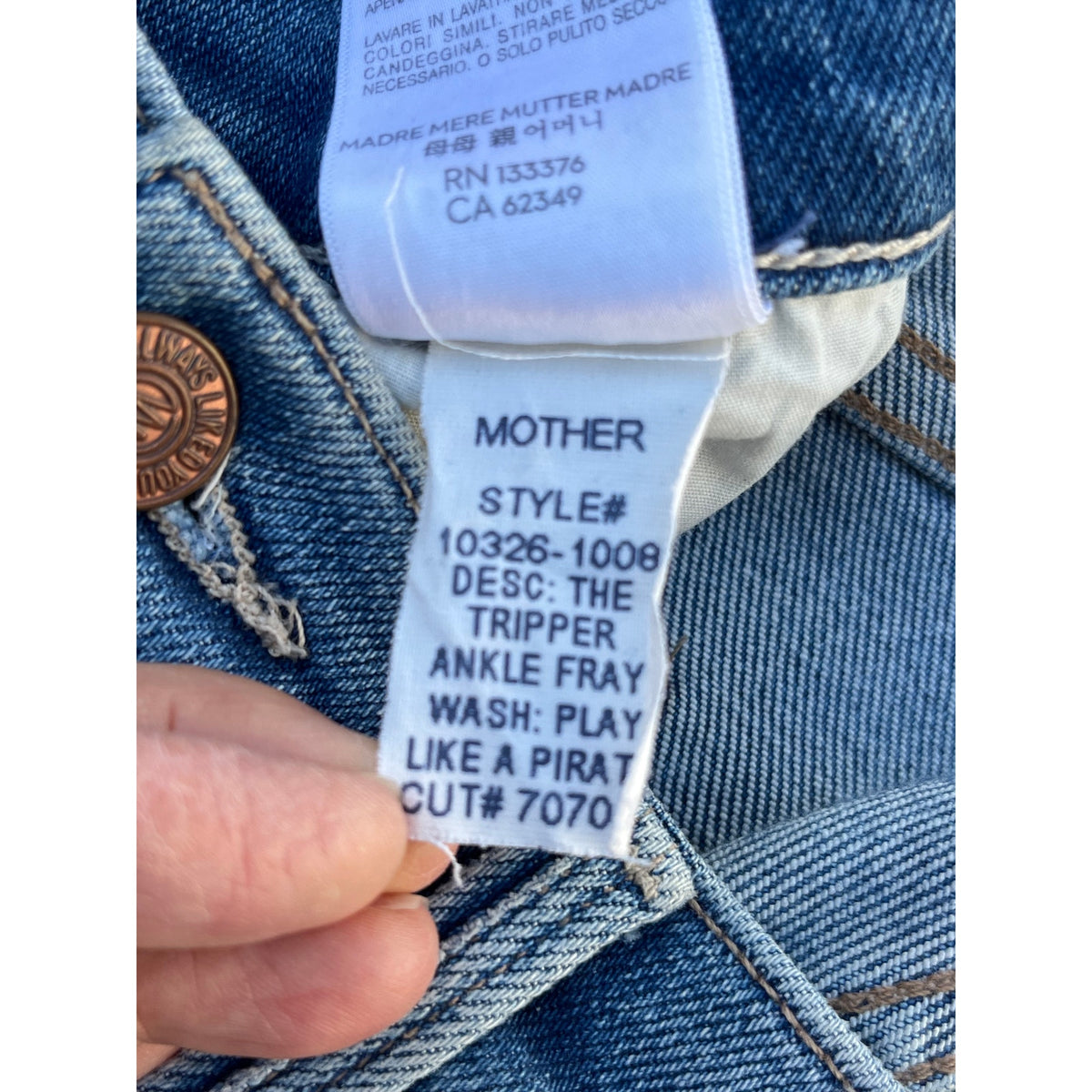 MOTHER The Tripper Ankle Fray Jeans Play Like a Pirate High Rise Crop 25