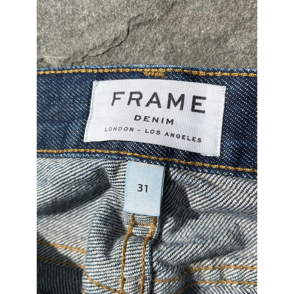 ✨ Frame L’Homme Straight Leg Jeans 31 ✨ Minaretes Wash