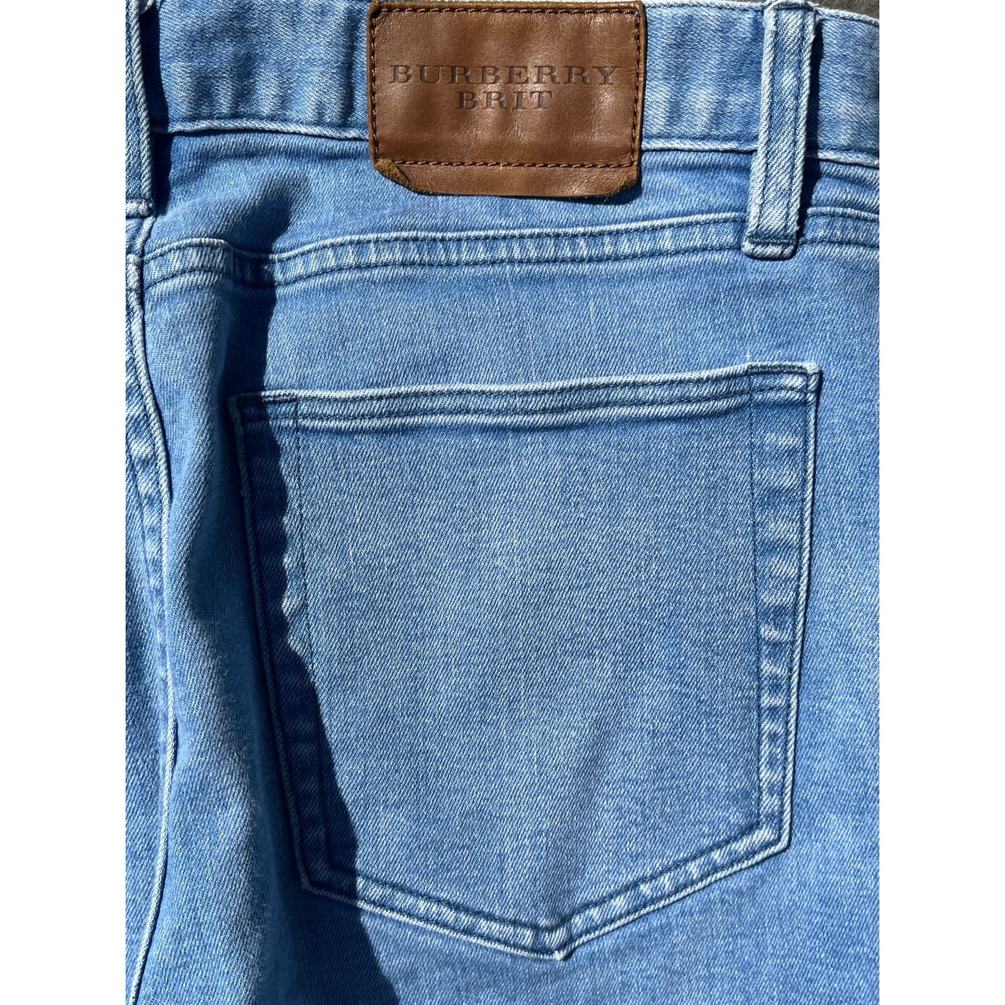 Burberry Brit Men's Designer Straight Leg Indigo Denim Jeans 30 x 32 Low Rise