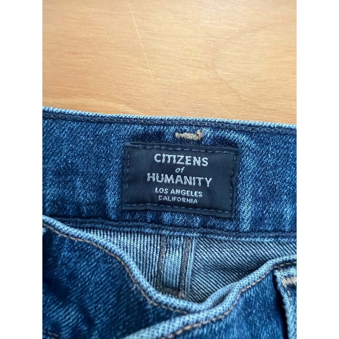 Citizens of Humanity Size 24 High Rise Slim Ankle Dark Wash Distressed Hem Multi-Button Jeans