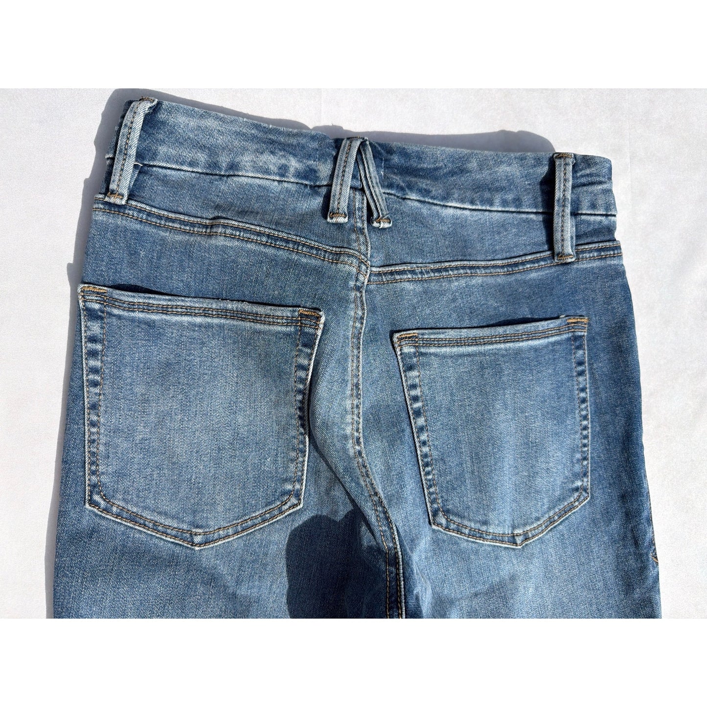 Good American Good Curve Size 4/27 Med Wash Mid Rise Slim Ripped Jeans