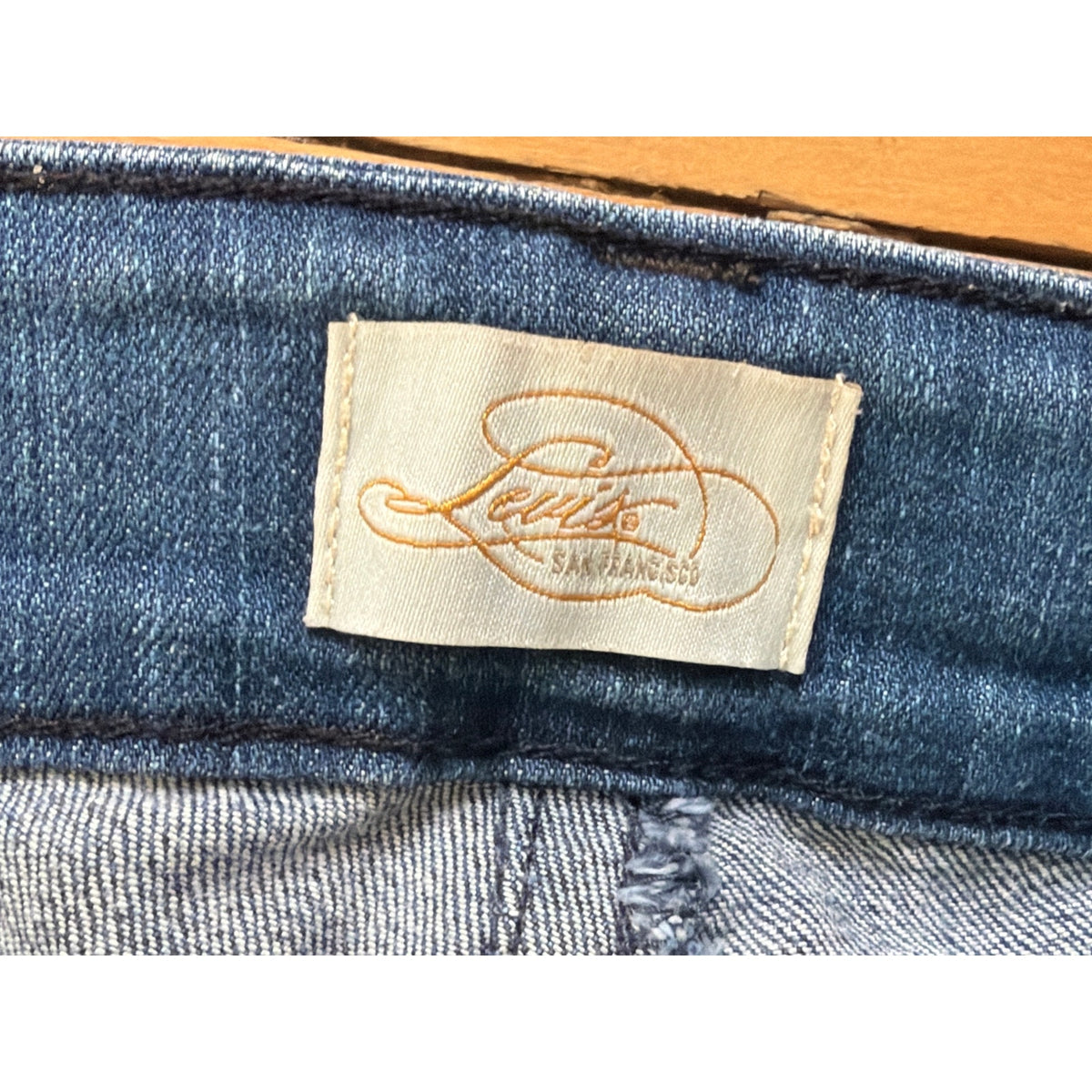 Levis Cuffed Denim Capri Pants Womens 18 Blue Stretch Flap Pocket Mid Rise Crop