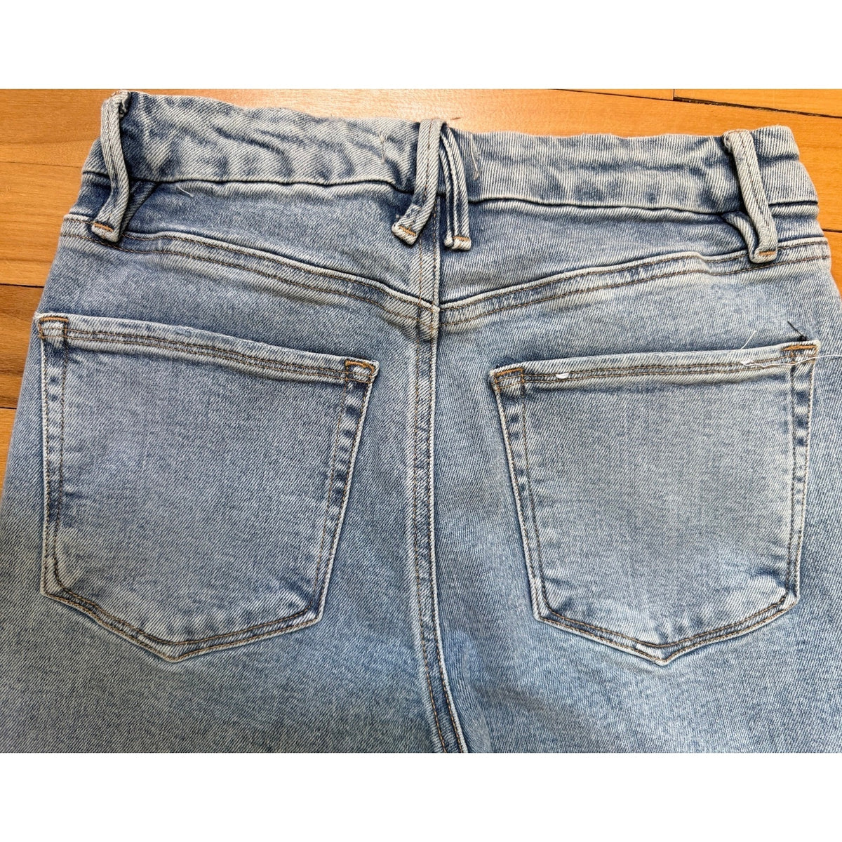 Good American Jeans Size 0 Light Wash High Rise Wide Leg Frayed Hem EUC