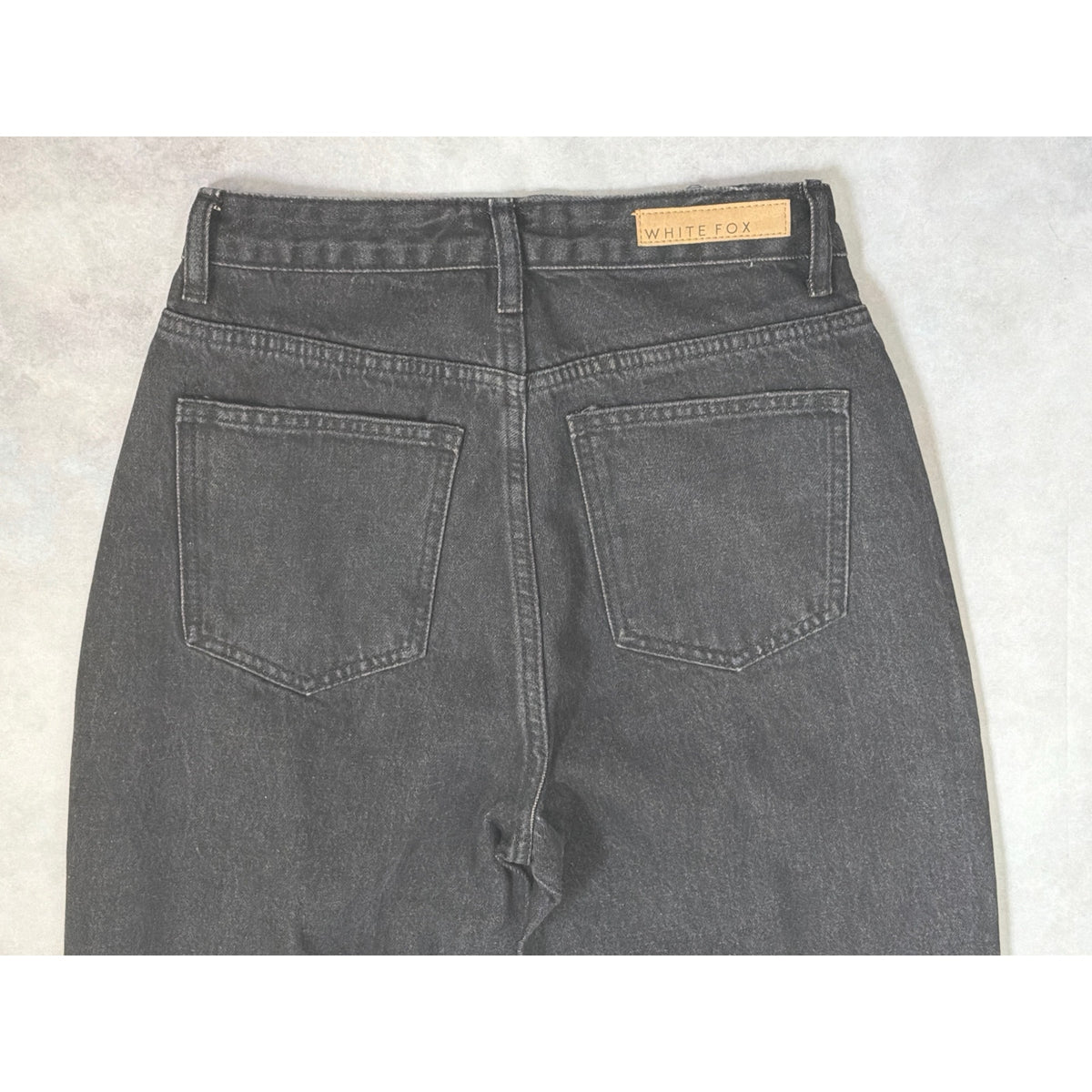 White Fox High Rise Straight Leg Jeans Size S Washed Black Charcoal Denim Skater