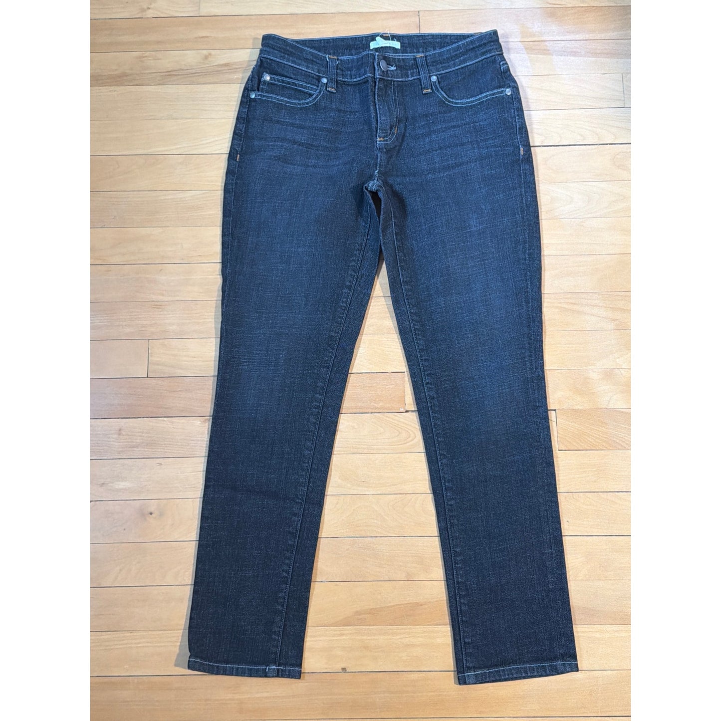 Eileen Fisher SIZE 2 Black Slim Fit Low Rise Jeans