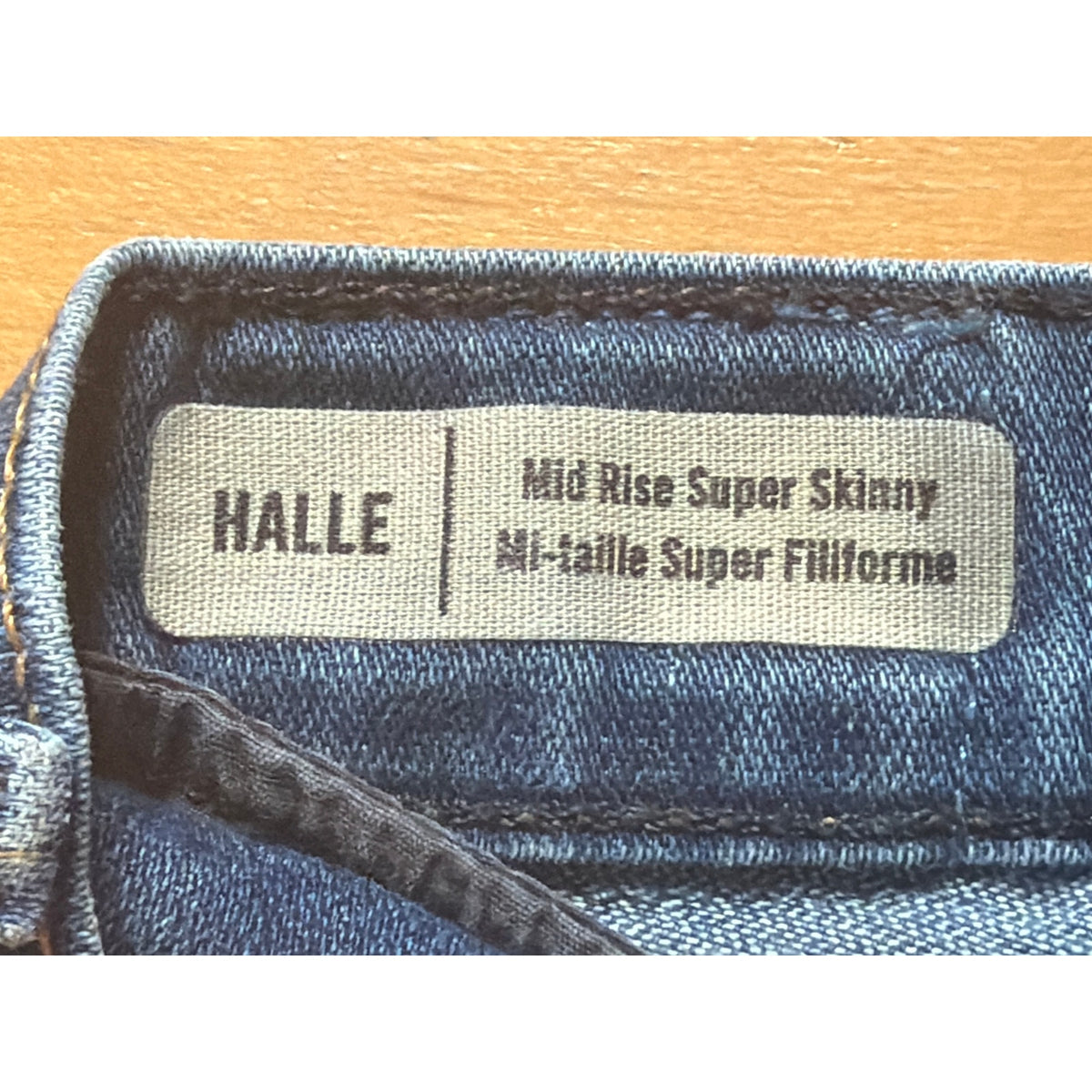 True Religion Size 25 Halle Mid Rise Super Skinny Blue Jeans