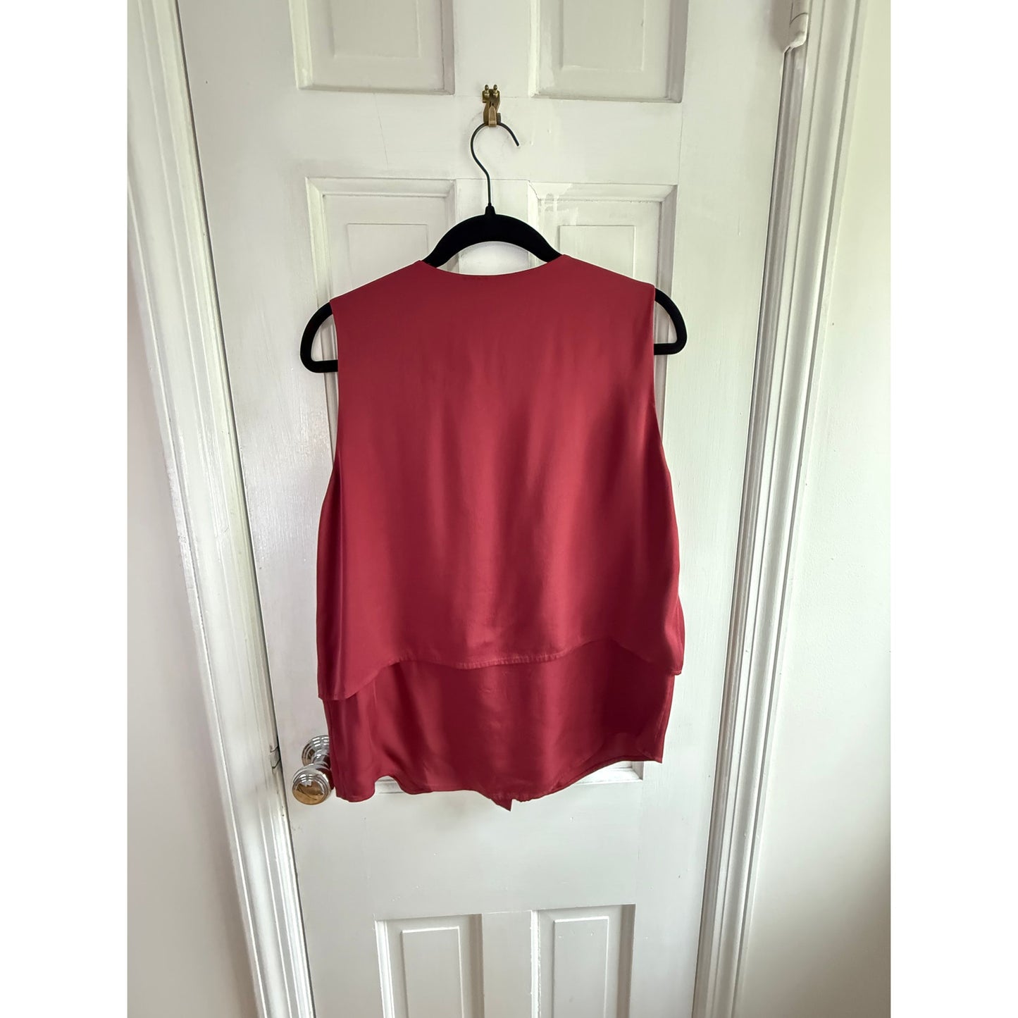 Theory Red Silk Sleeveless Blouse | Hidden Button Placket | Size M | EUC