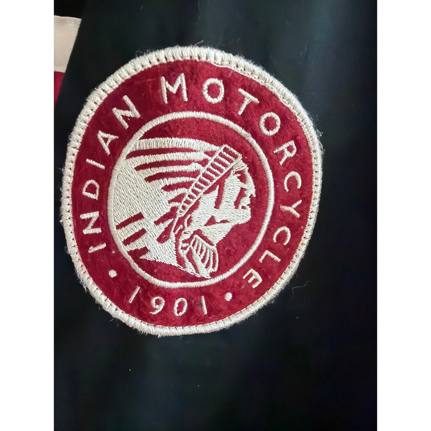 Indian Motorcycle Men's Medium Black and Red Brand Short Sleeve Button Down