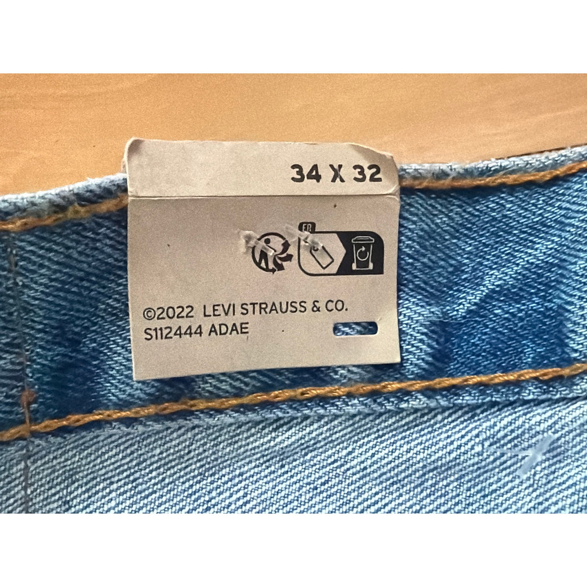 ✨ Signature by Levi Strauss Gold Mid-Rise Straight Embroidered Jeans 28 ✨