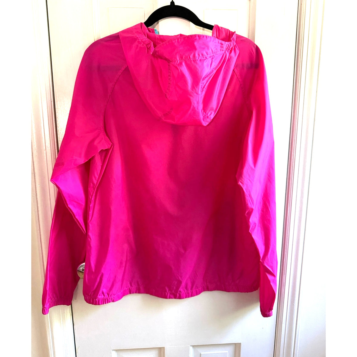 The North Face Bright Pink Hooded Windbreaker Rain Jacket Women's Large