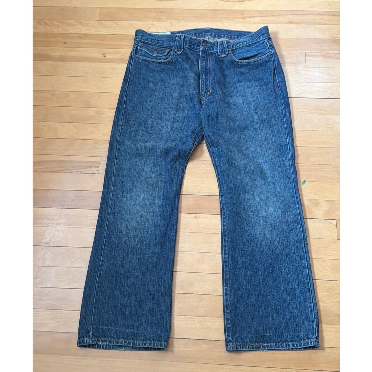 American Living 36/30 Relaxed Bootcut Dark Wash Jean