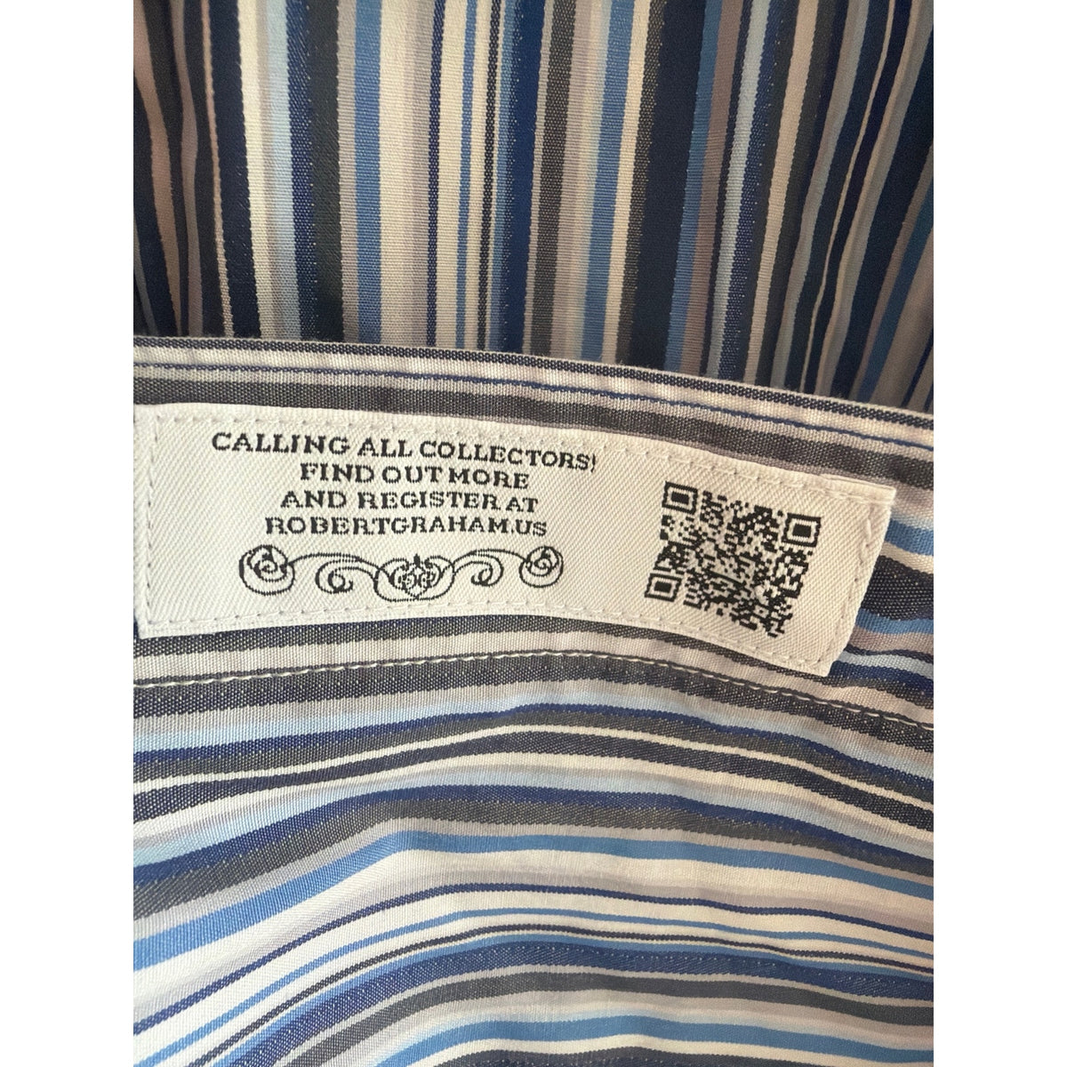 Robert Graham Classic Fit Blue Striped Long Sleeve Button-Down Shirt, Size Large 