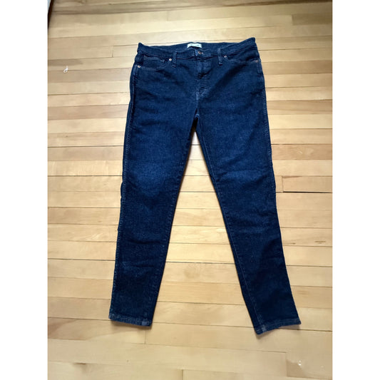 Madewell 10" High-Rise Skinny Jeans in Dark Wash - Size 33 - EUC