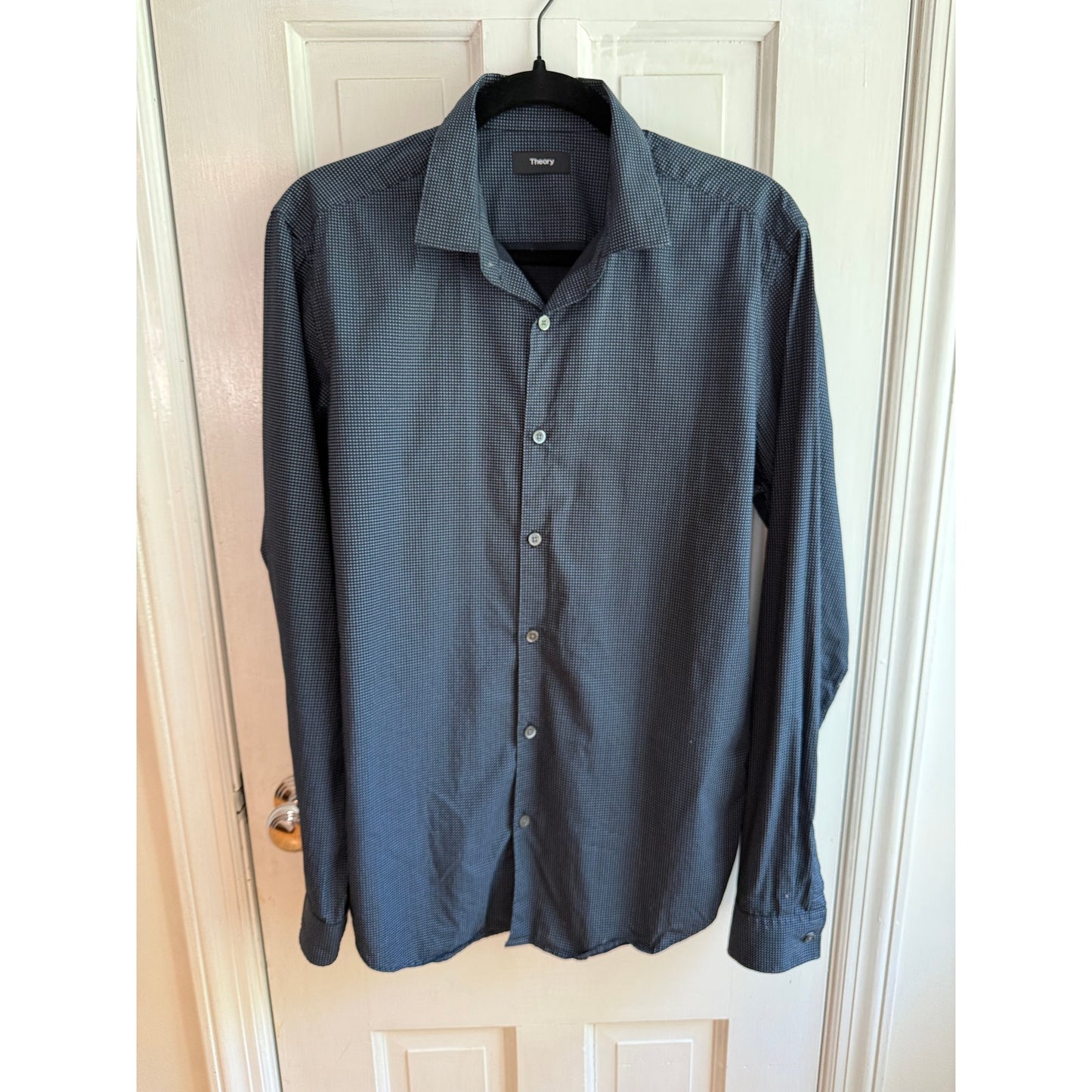 Theory Men’s Button Down Shirt Black White Micro Dot Size Medium EUC