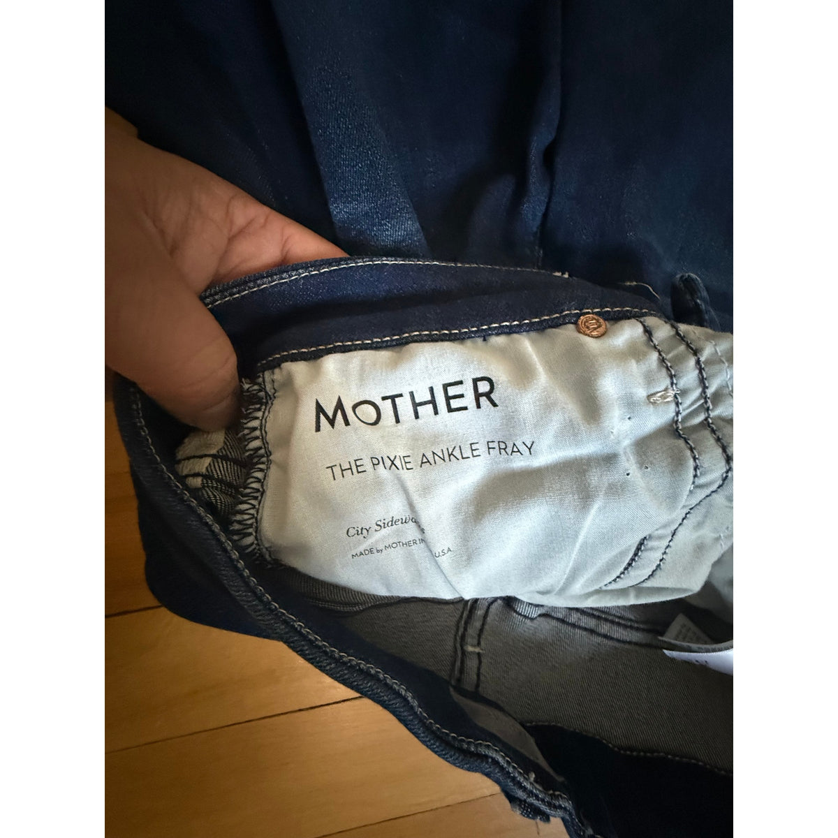 MOTHER The Pixie Ankle Fray Jeans Size 27 | City Sidewalks Wash EUC Skinny
