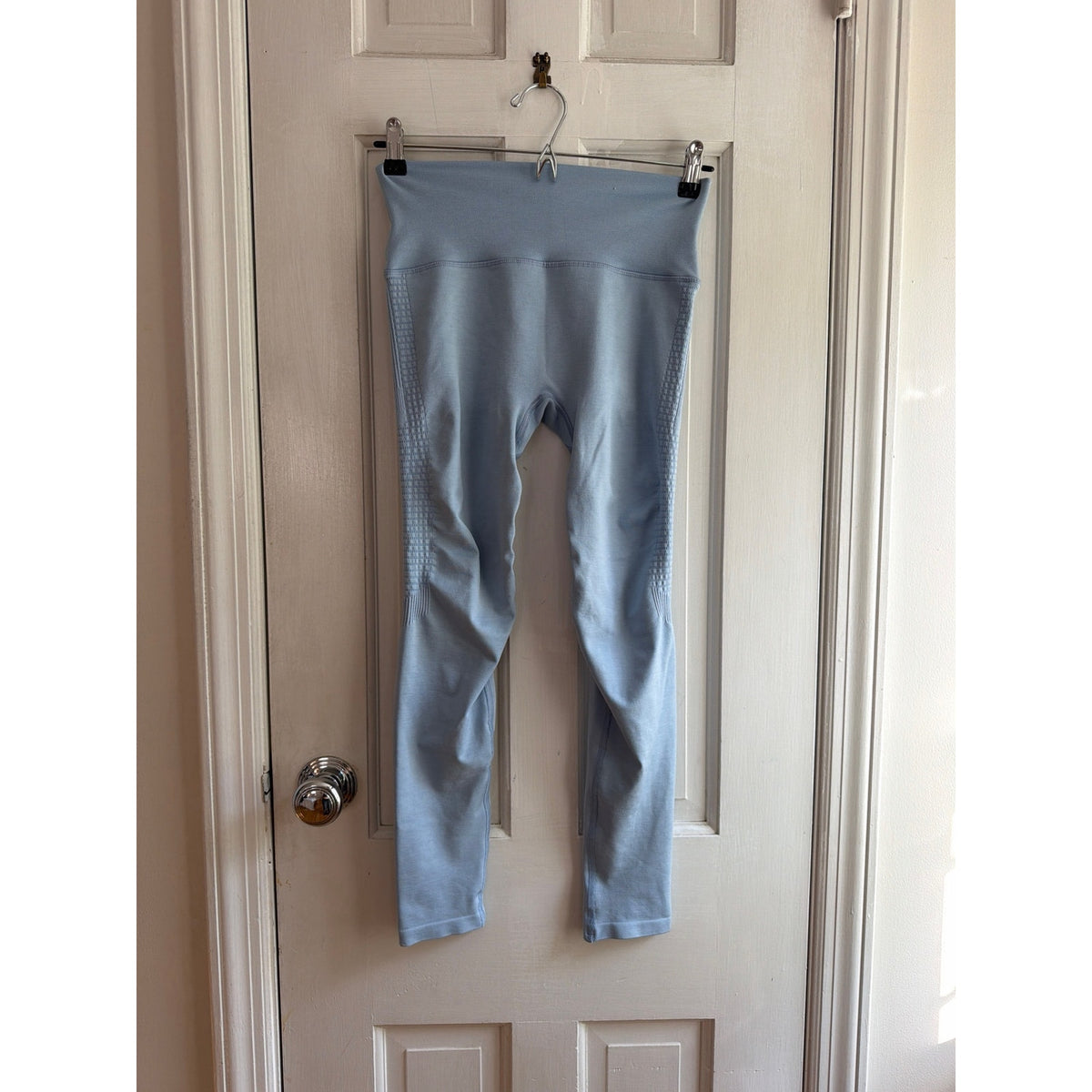 Alphalete Baby Blue Seamless High-Waisted Leggings L