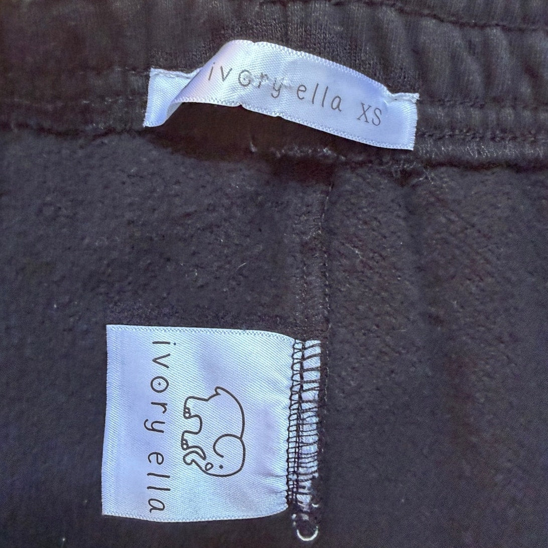 Ivory Ella Black Icon Sweatpants Size XS - Signature Elephant Logo