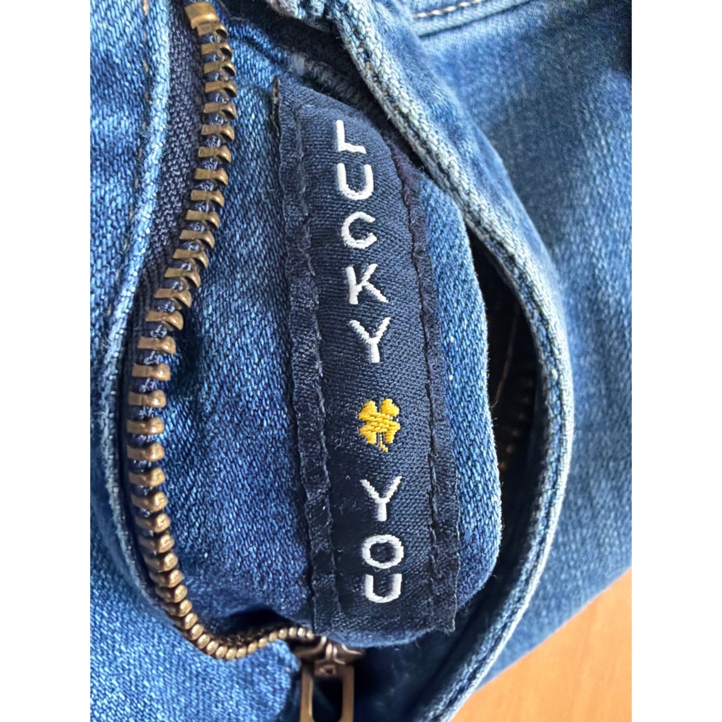 Lucky Brand Size 14 Sweet Straight Mid Rise Light Wash Jeans