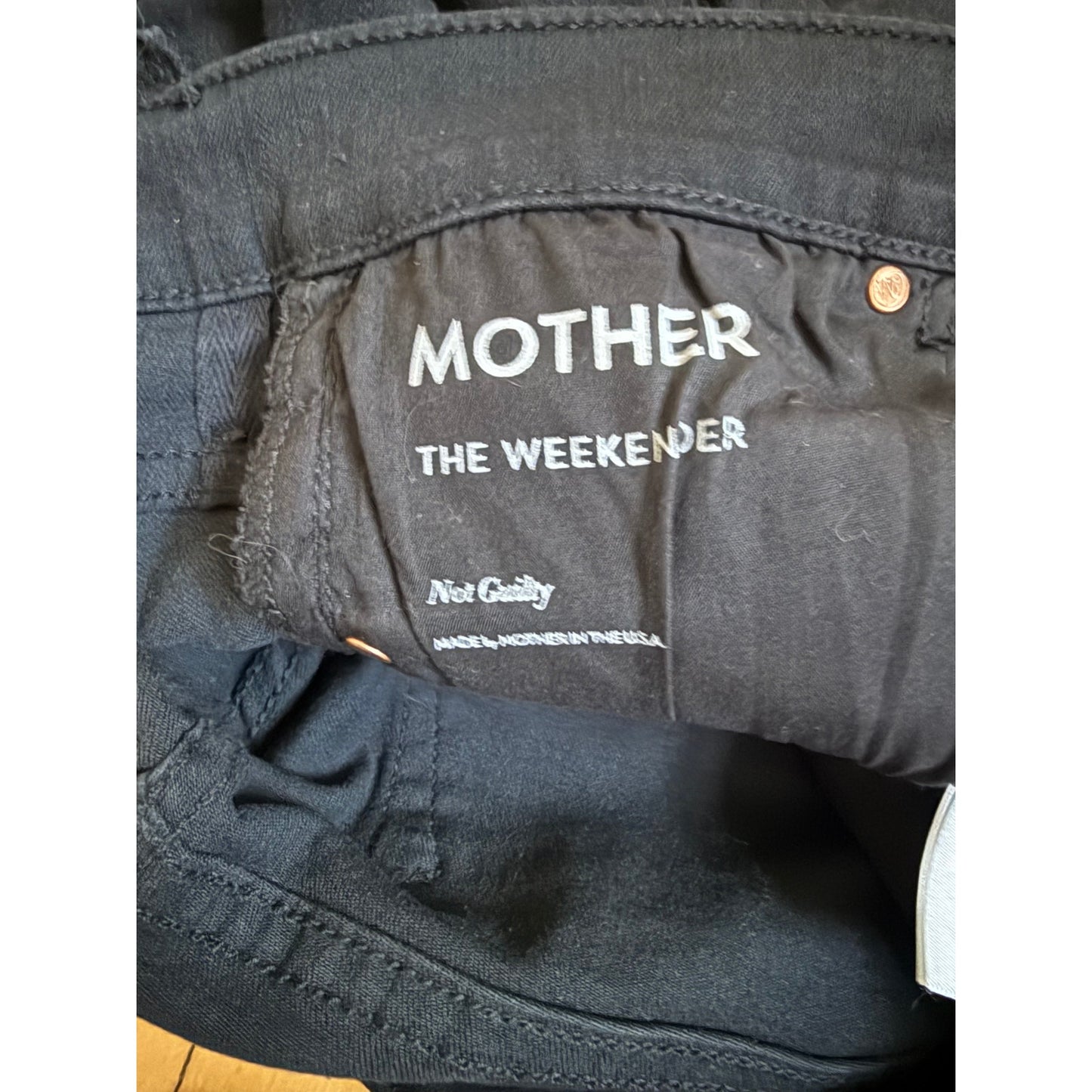 MOTHER The Weekender Jeans Size 28 | Not Guilty Wash EUC Flare