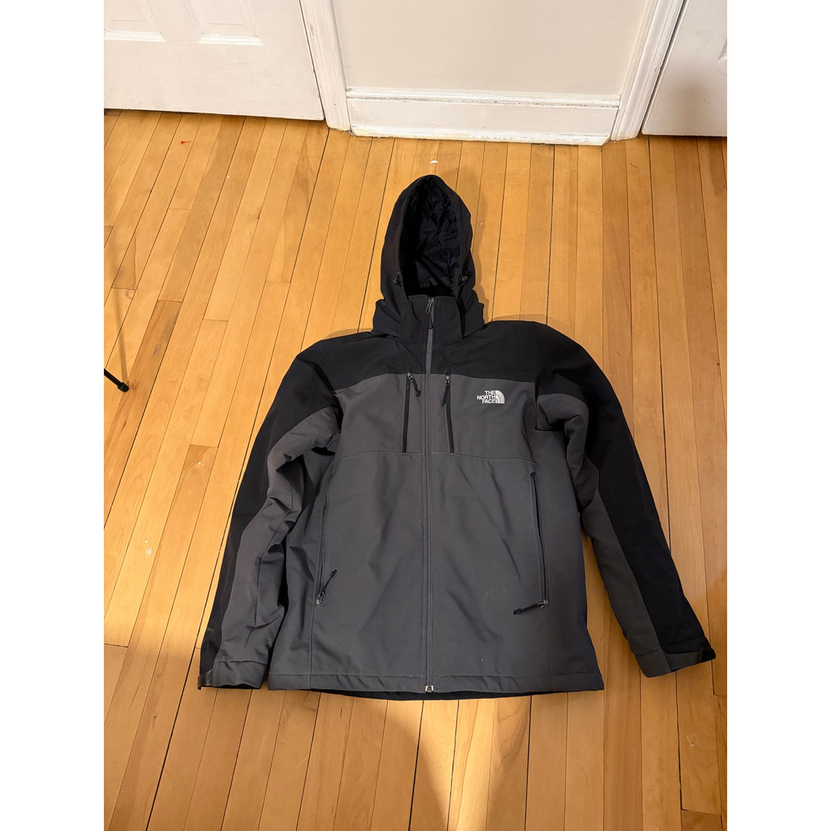 Northface Men's Black/Gray Jacket with hood- Medium