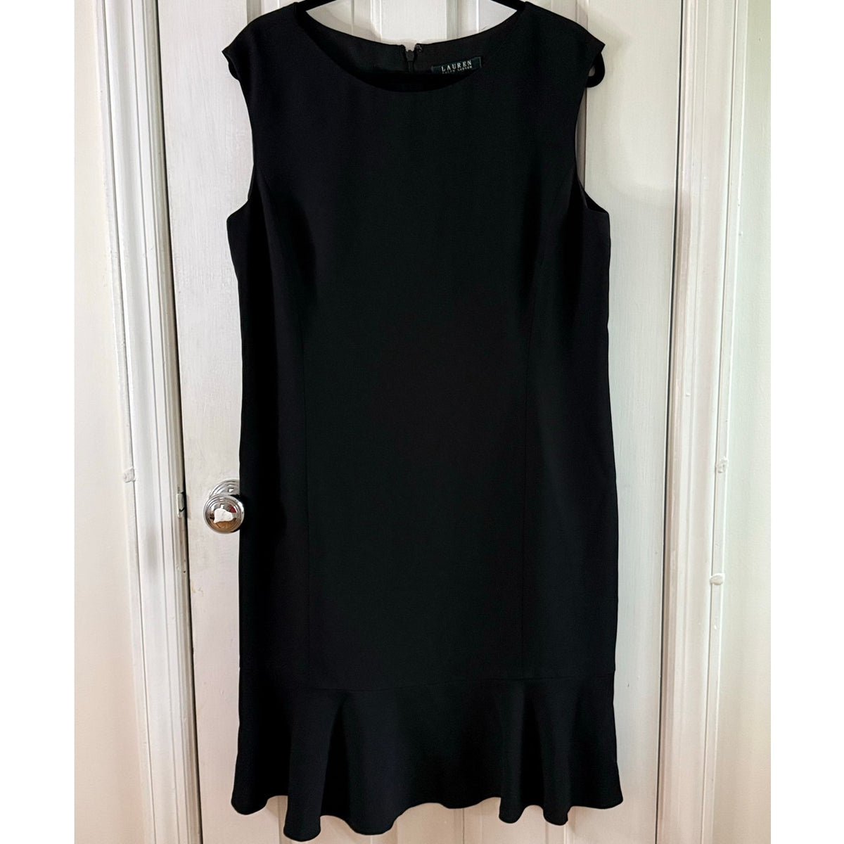 Lauren Ralph Lauren Black Dress Women’s Size 14 Sleeveless Classic EUC