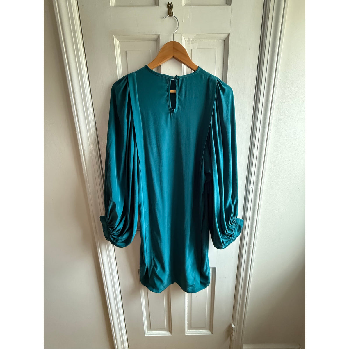 Linus Emerald Green 100% Silk Mini Dress - Balloon Sleeve EUC Size 4