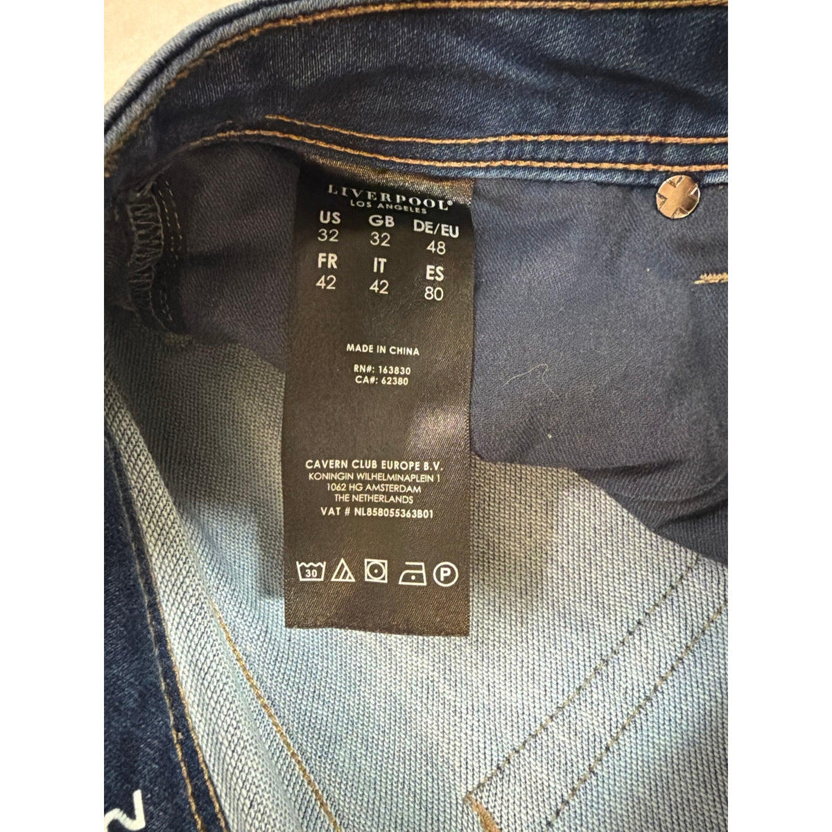 Liverpool Los Angeles Modern Straight Size 32 Fit Blue Jeans