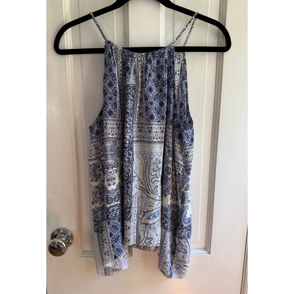 Joie 100% Silk Blue White Paisley Halter Blouse Size Medium EUC