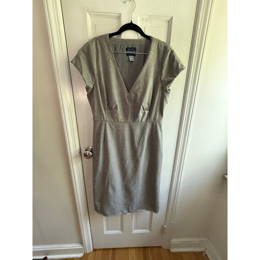 Vintage J.Crew Super 120s Gray Wool V-Neck Sheath Dress Size 12 EUC