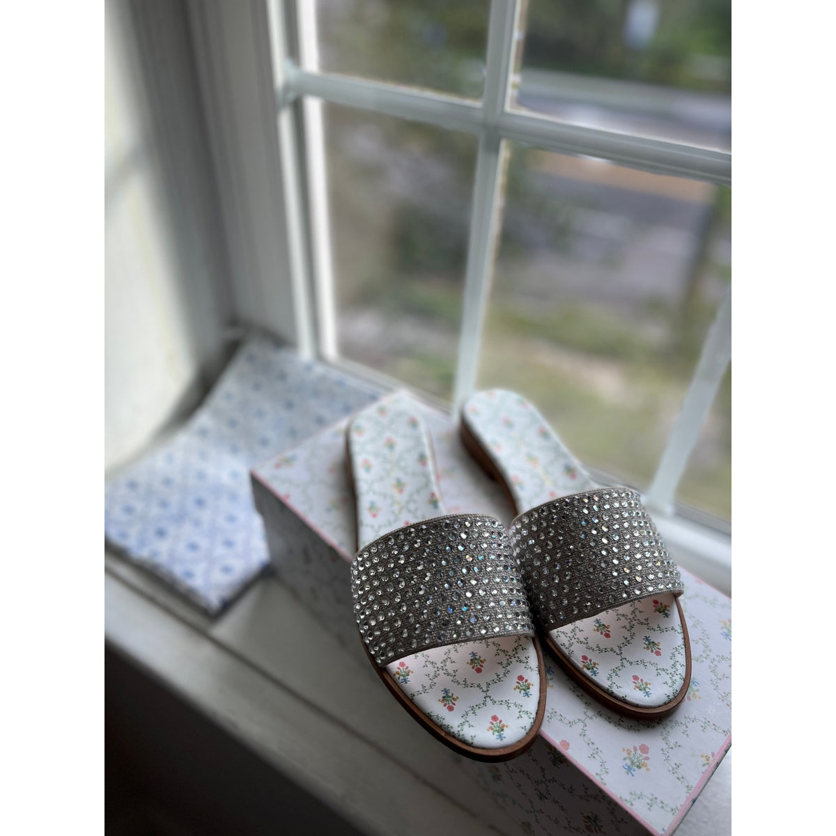 NWT Hill House Home Summer Slides Sz 8 - ✨ Crystal Embellished Resort Sandal ✨