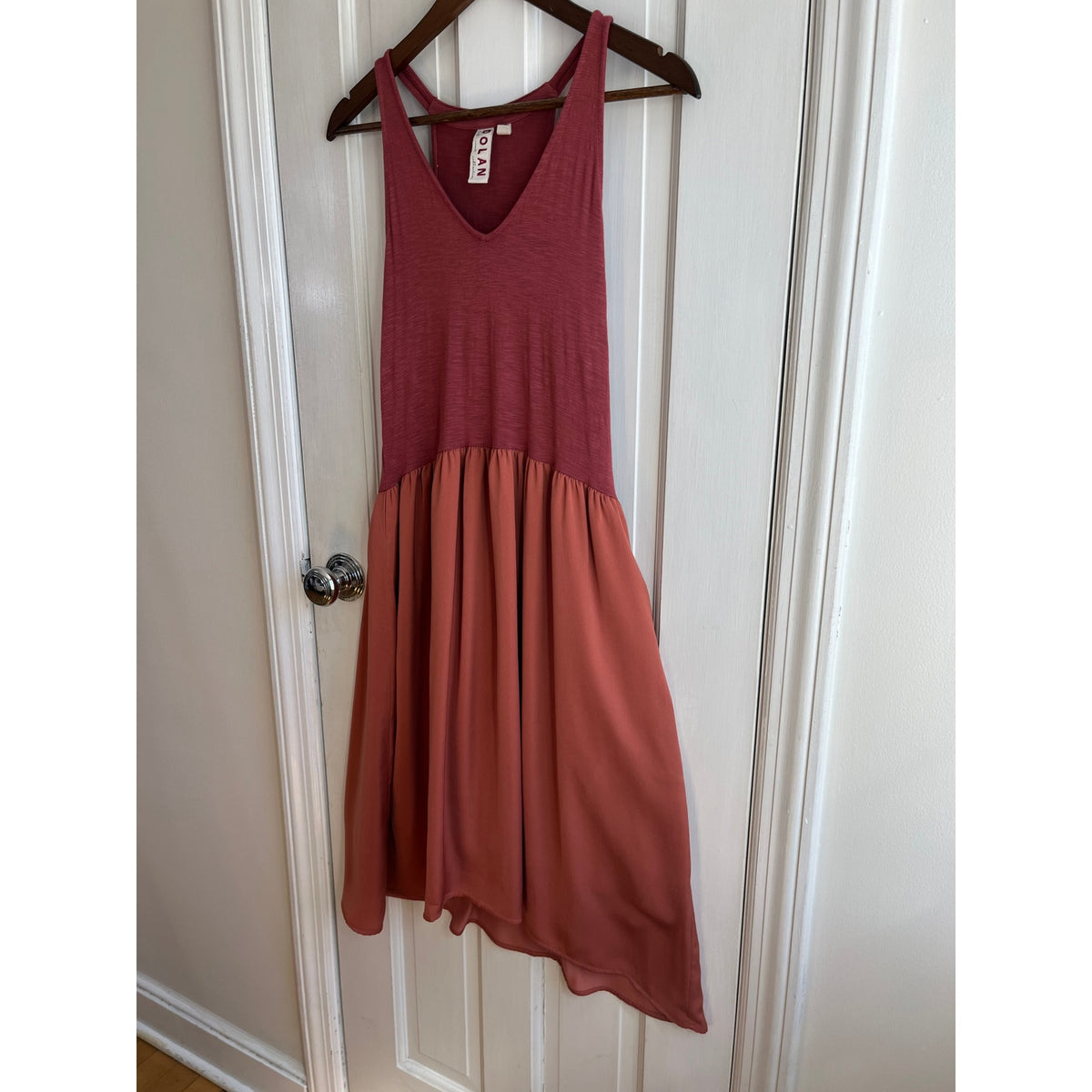 Dolan Left Coast Anthropologie Horizon Midi Dress | Rust V-Neck Racerback XS
