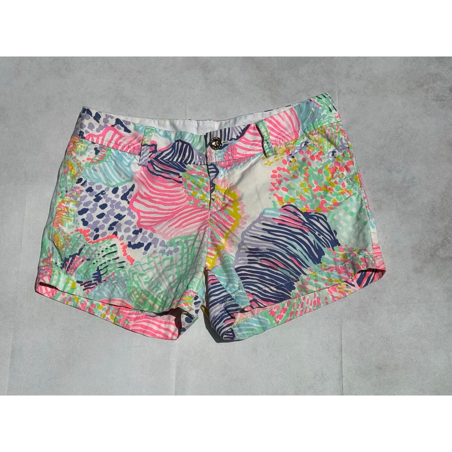 Lilly Pulitzer "The Callahan" Shorts Size 6 EUC Resort Print Chino