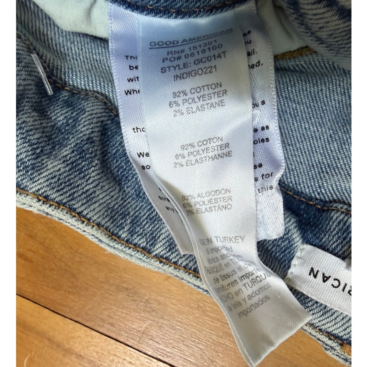 Good American Jeans Size 0 Light Wash High Rise Wide Leg Frayed Hem EUC