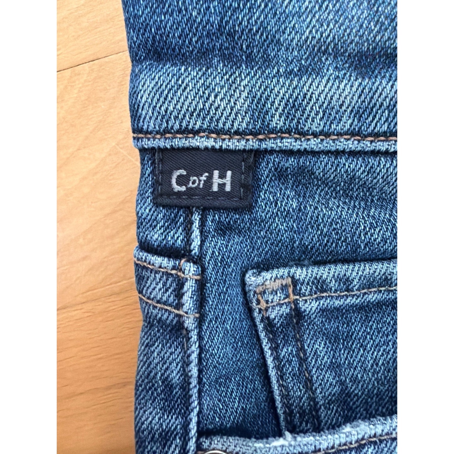 Citizens of Humanity Size 24 High Rise Slim Ankle Dark Wash Distressed Hem Multi-Button Jeans
