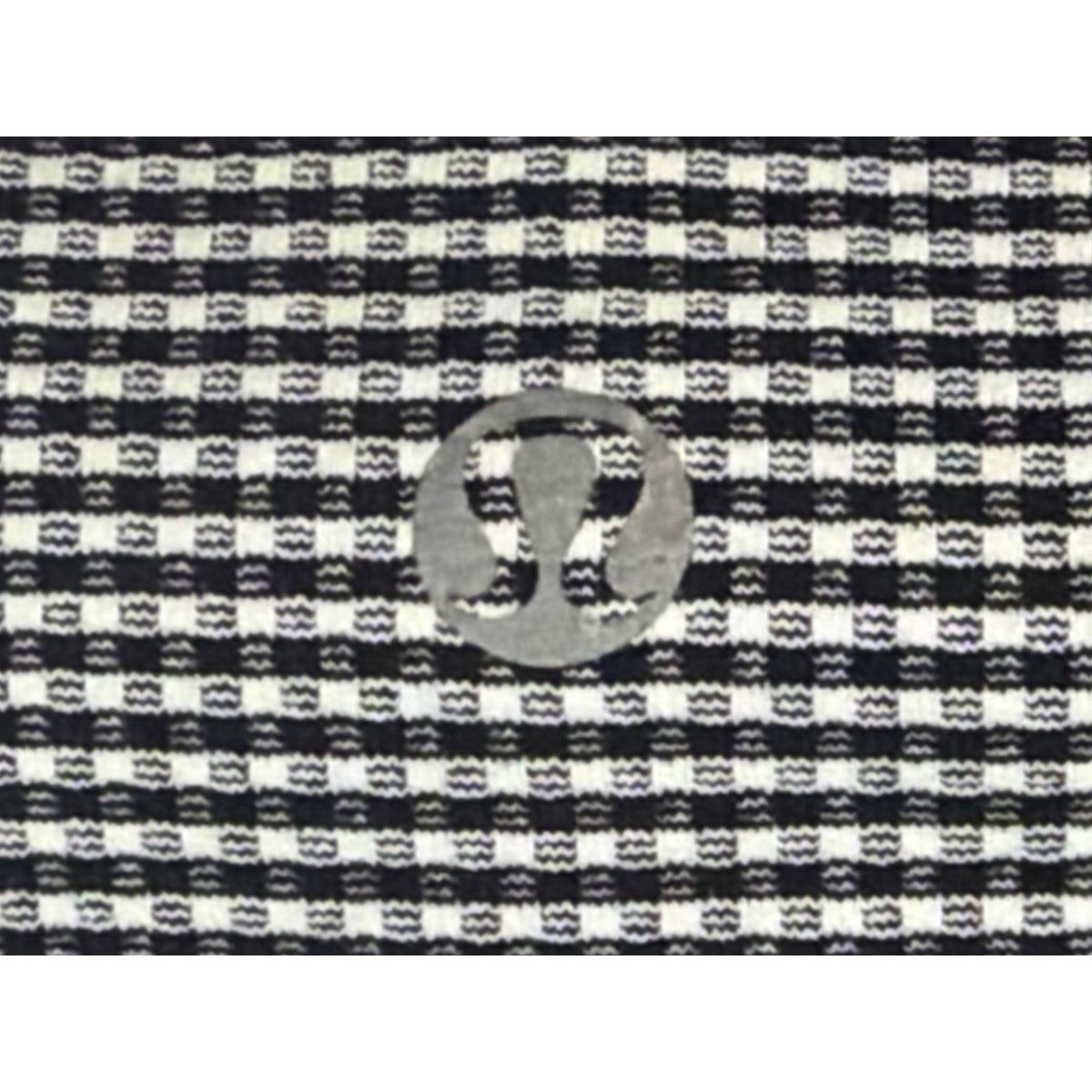 Lululemon Size 6 Cropped Capri Yoga Leggings in Black & White Gingham Check